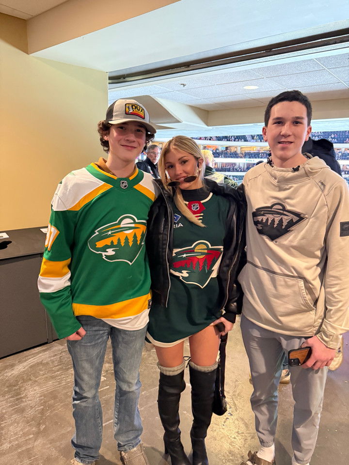 breckiehill snapchat image archive image