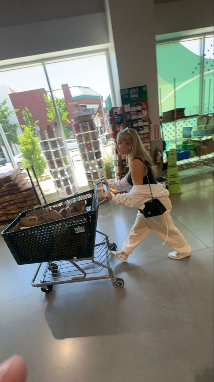 breckiehill snapchat image archive image