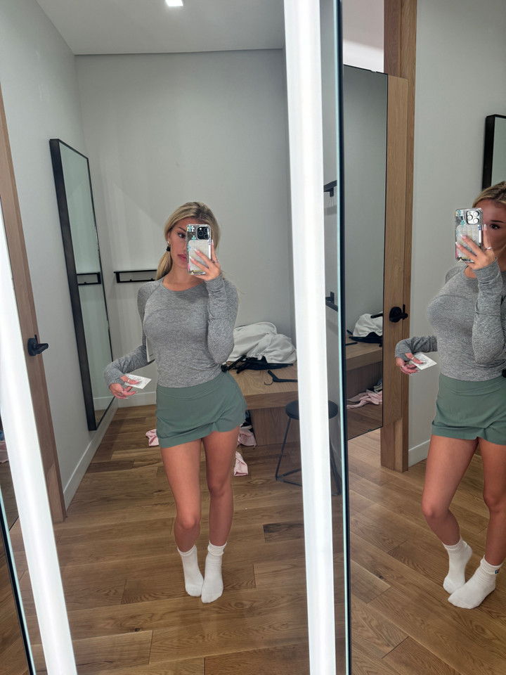 breckiehill snapchat image archive image