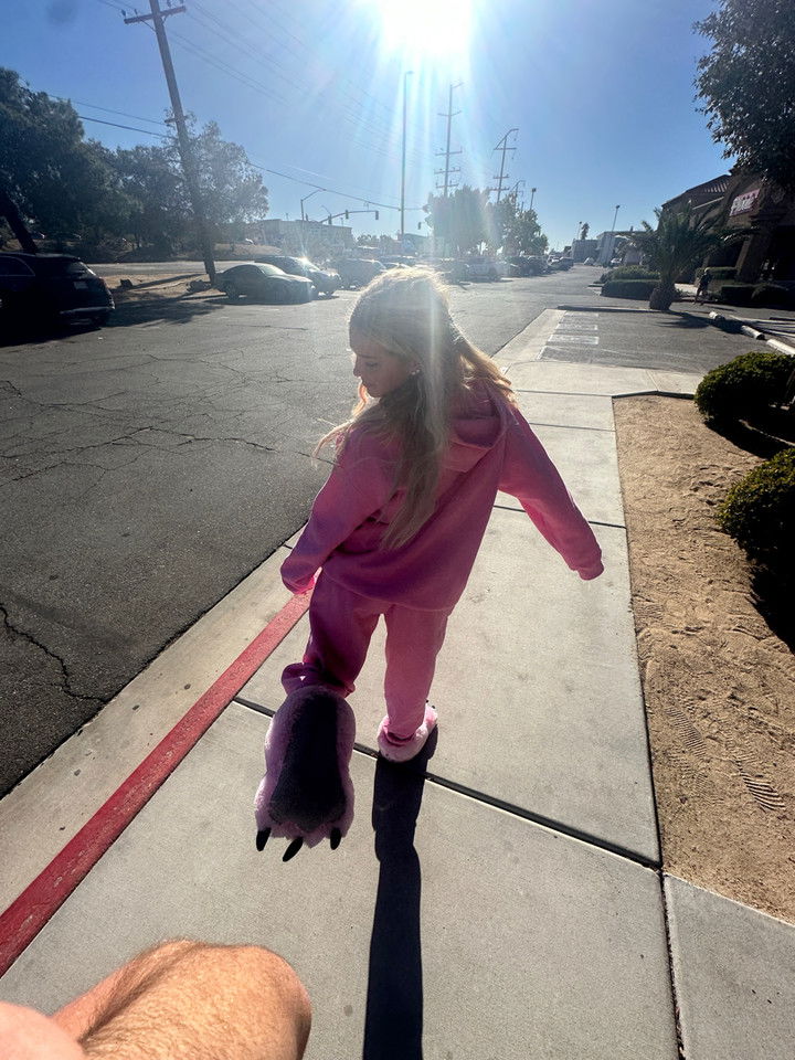 breckiehill snapchat image archive image