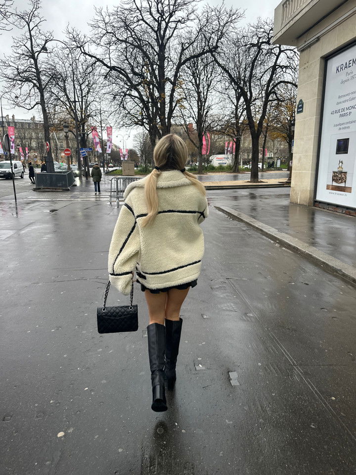 breckiehill snapchat image archive image