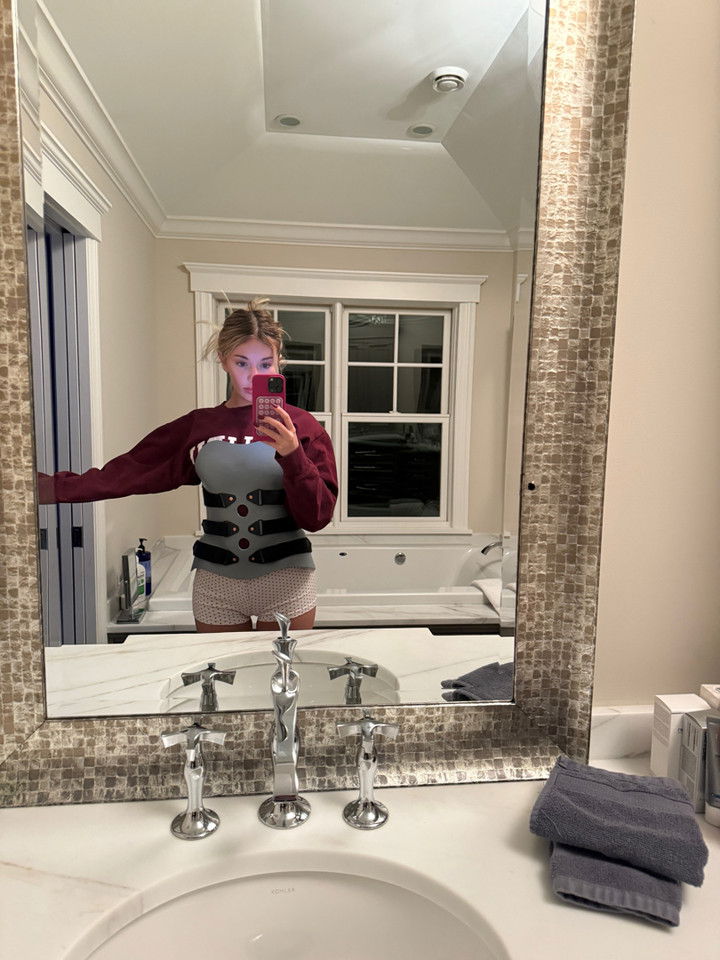 breckiehill snapchat image archive image