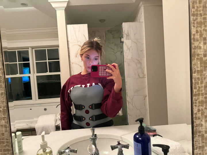 breckiehill snapchat image archive image