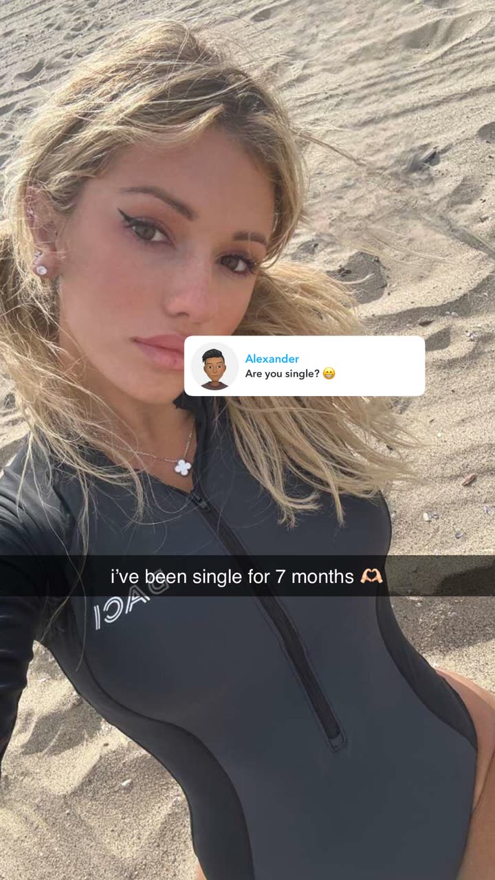 breckiehill snapchat image archive image