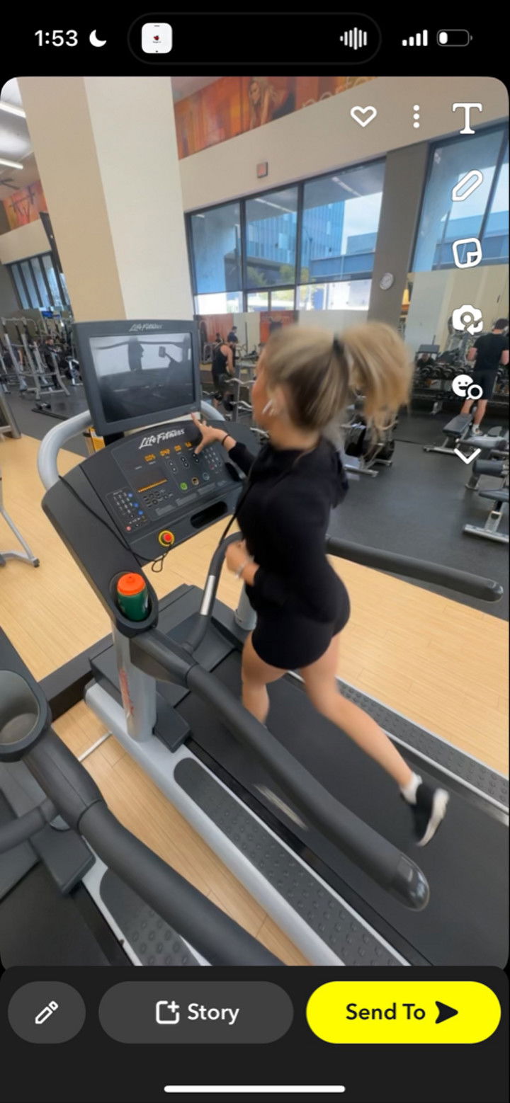 breckiehill snapchat image archive image