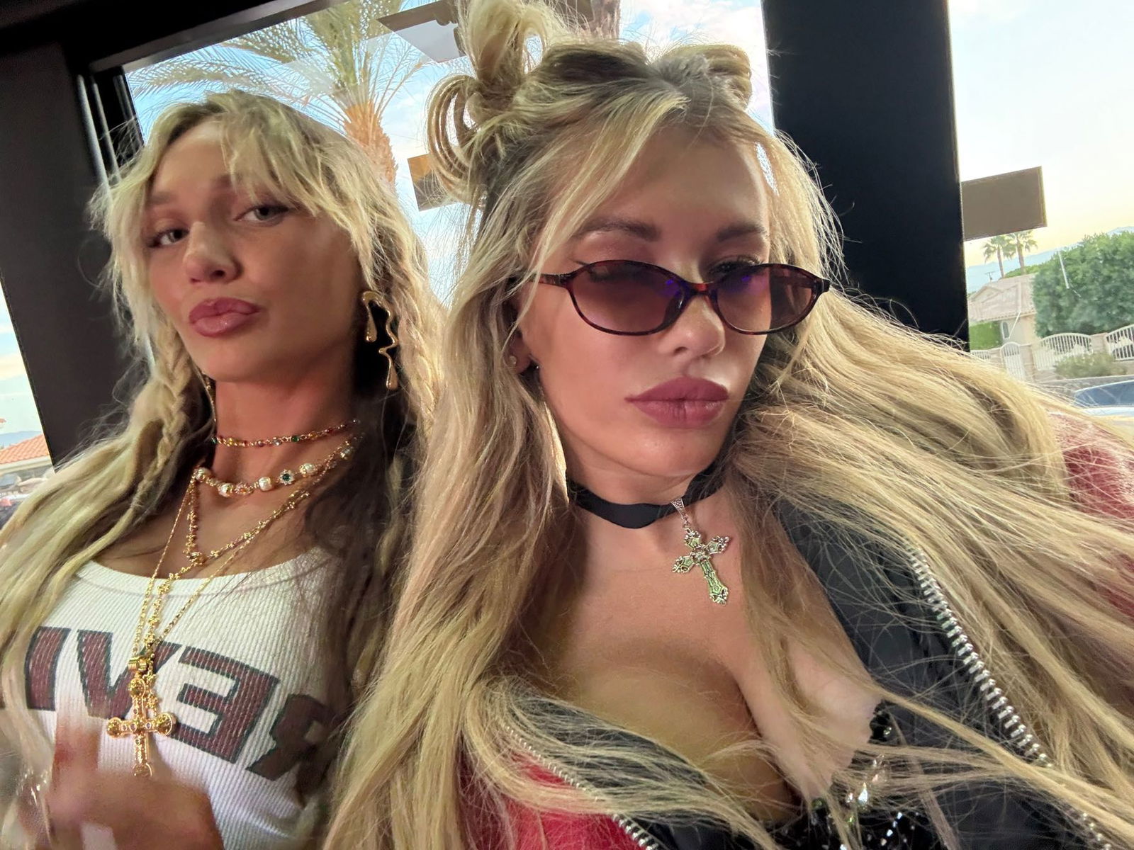 breckiehill snapchat image archive image