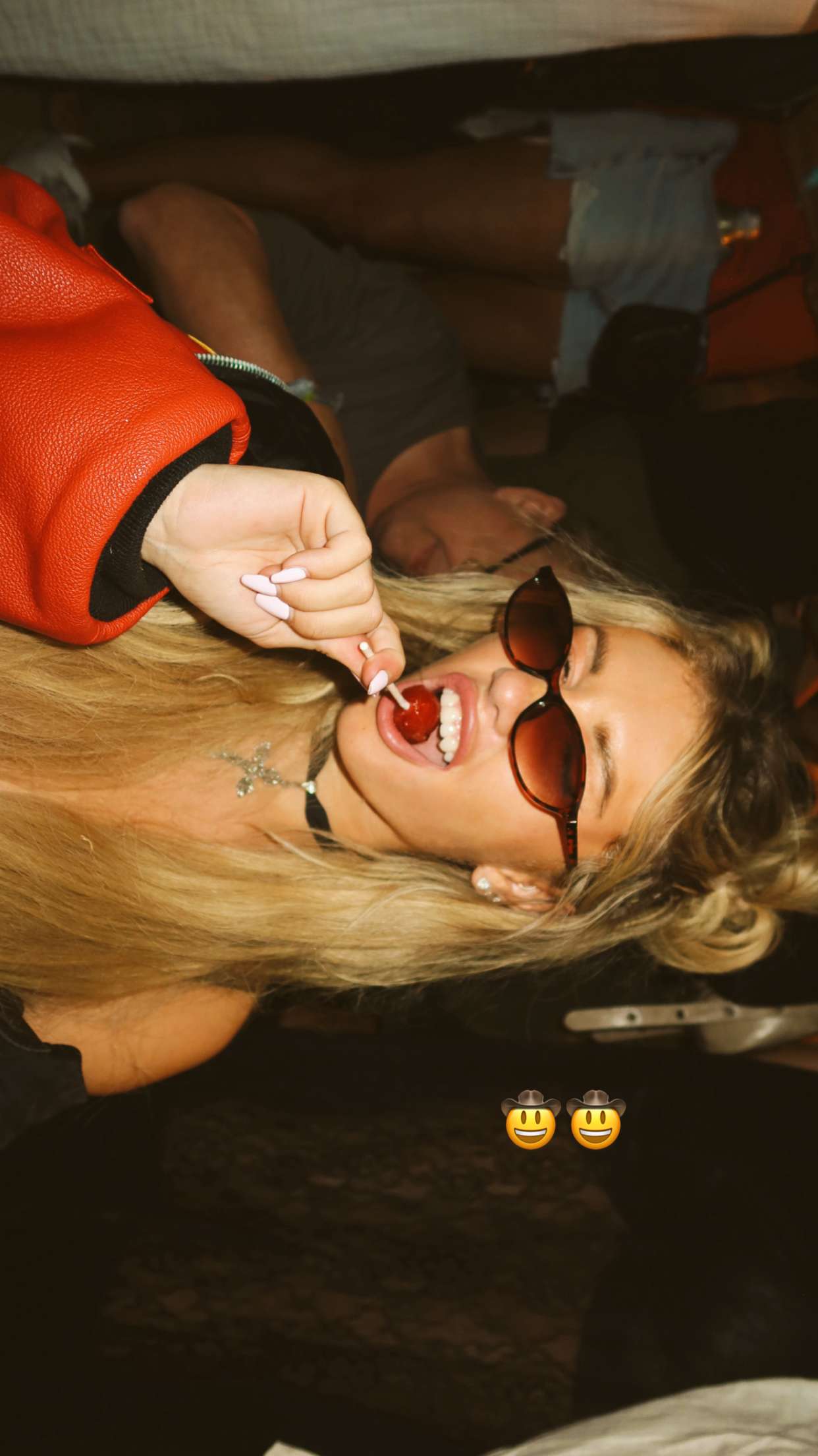 breckiehill snapchat image archive image