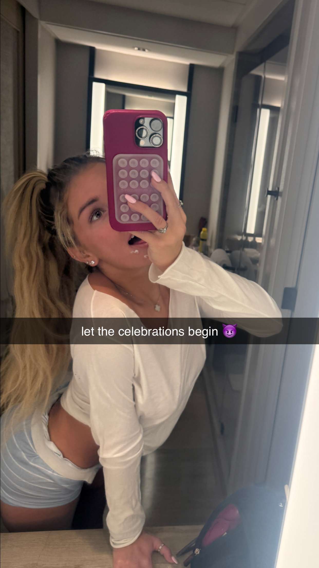 breckiehill snapchat image archive image