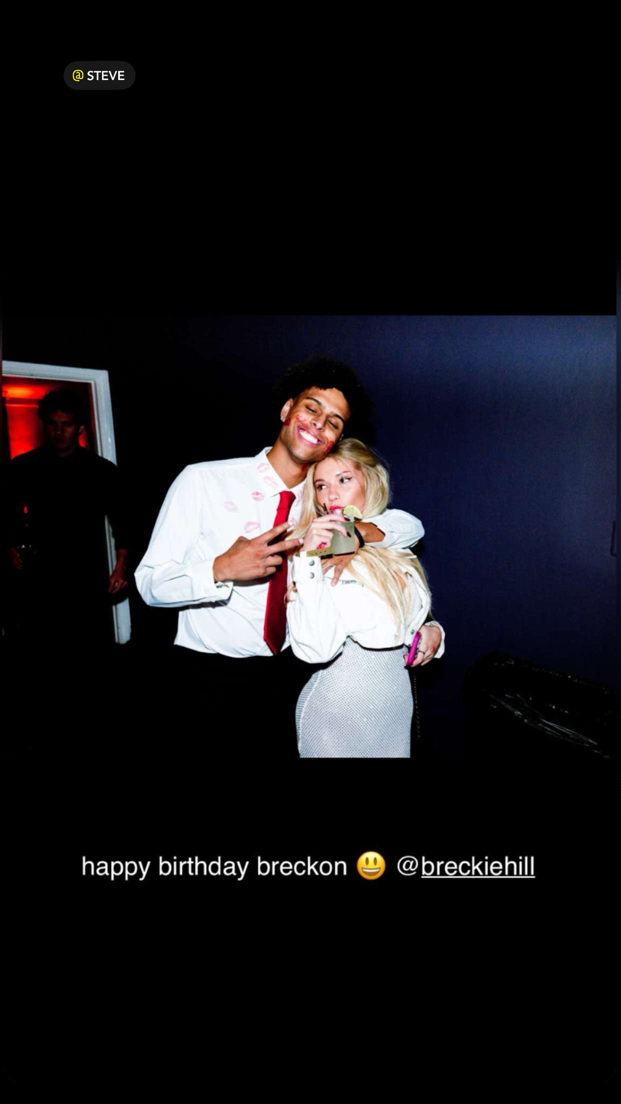 breckiehill snapchat image archive image