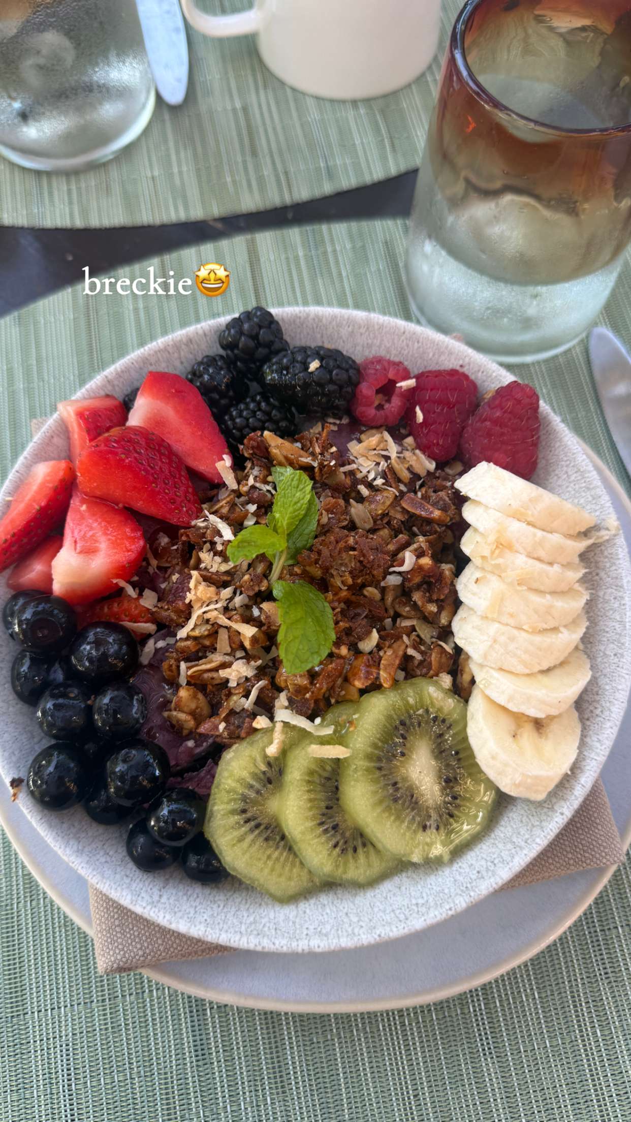 breckiehill snapchat image archive image