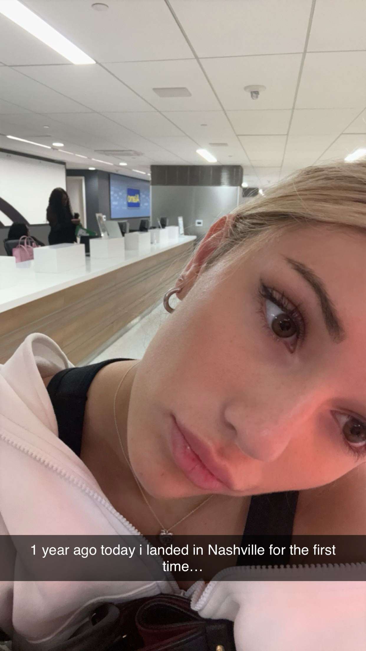 breckiehill snapchat image archive image