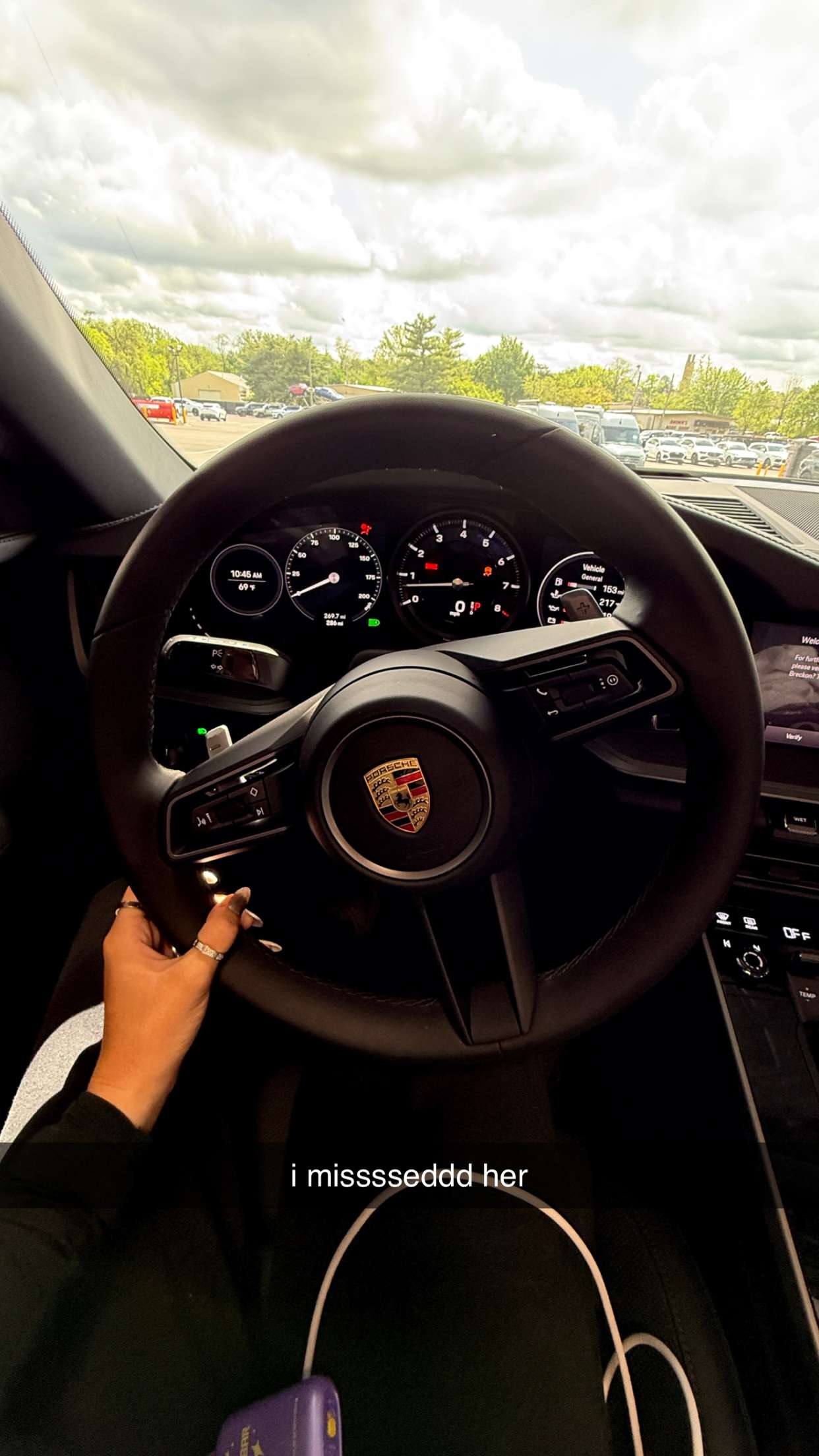 breckiehill snapchat image archive image