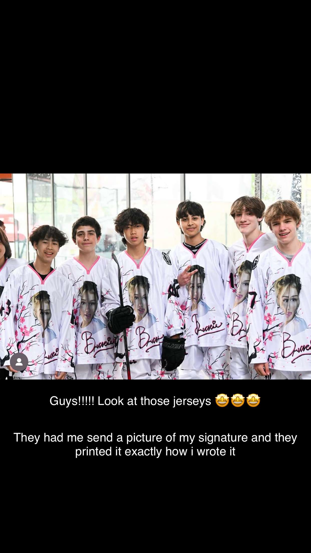 breckiehill snapchat image archive image