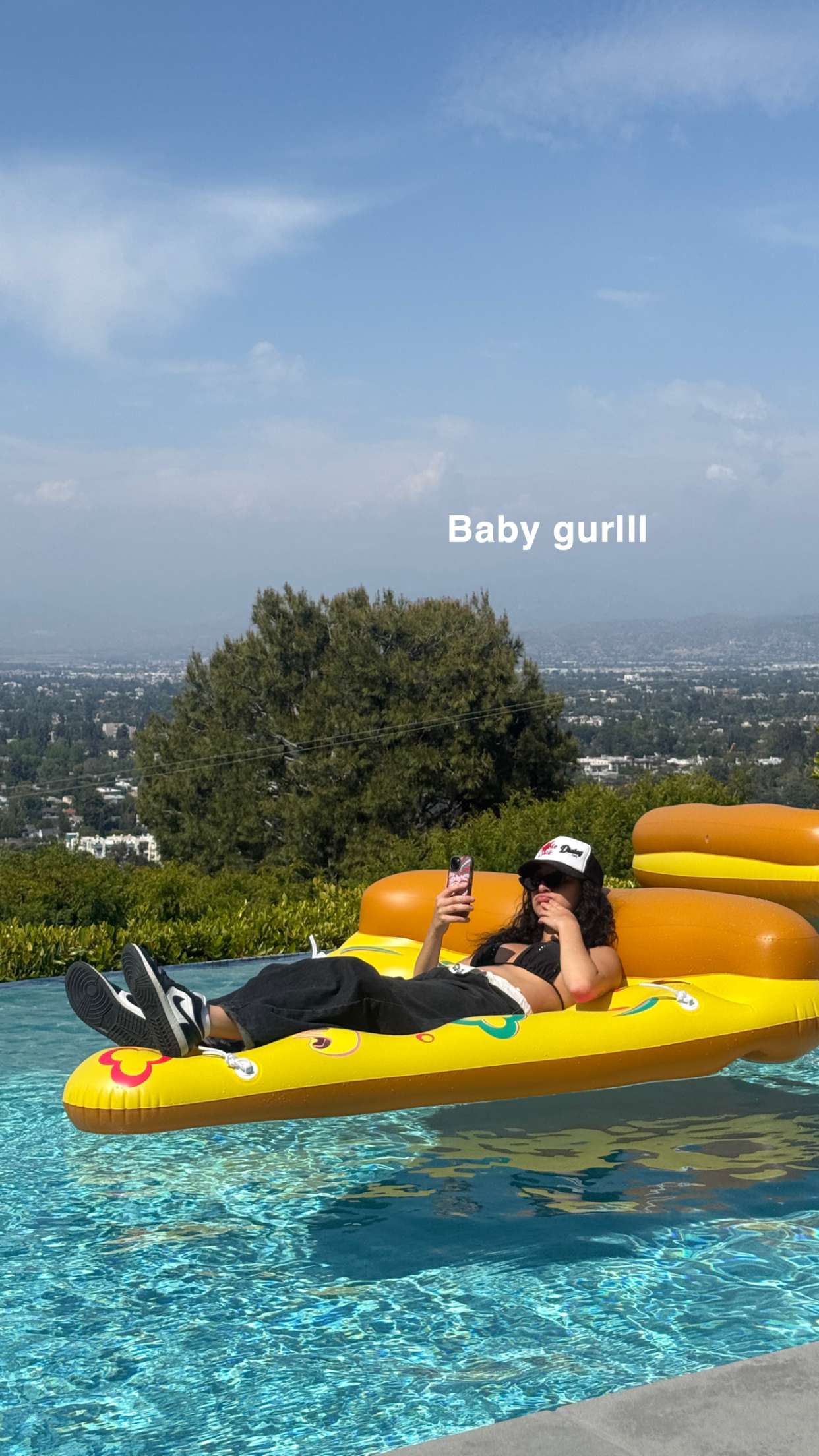 breckiehill snapchat image archive image