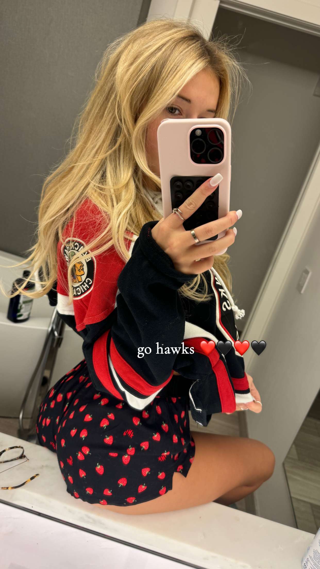 breckiehill snapchat image archive image