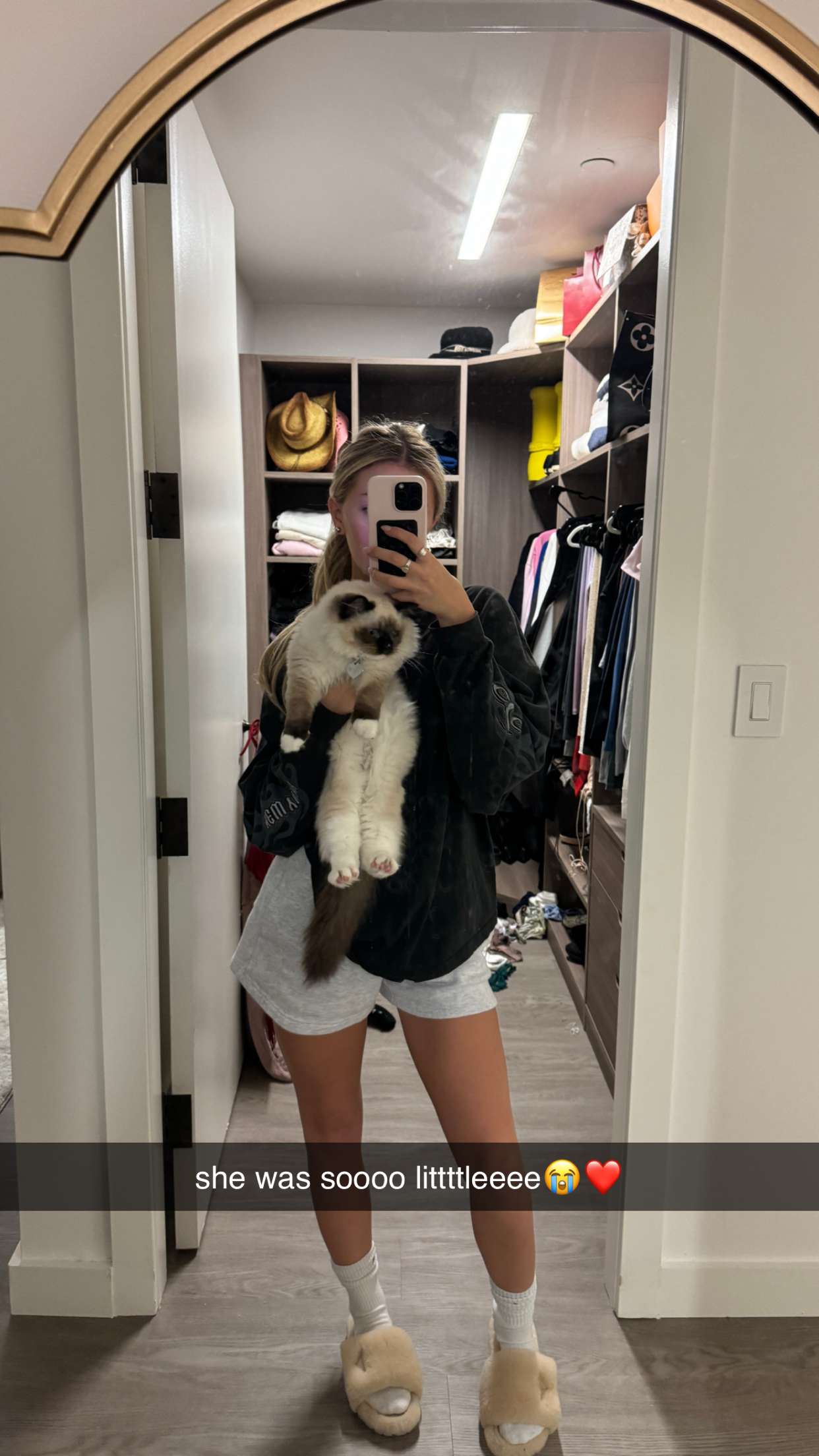 breckiehill snapchat image archive image