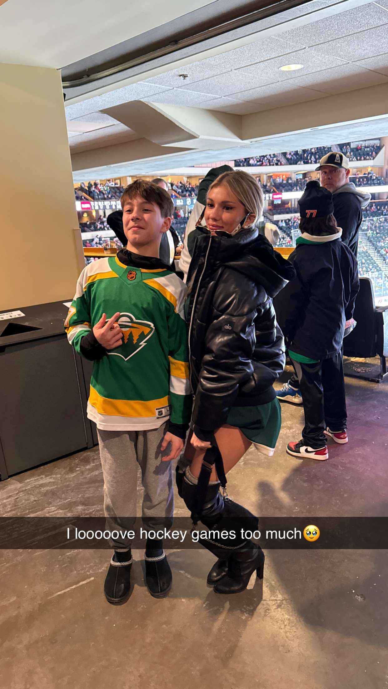 breckiehill snapchat image archive image