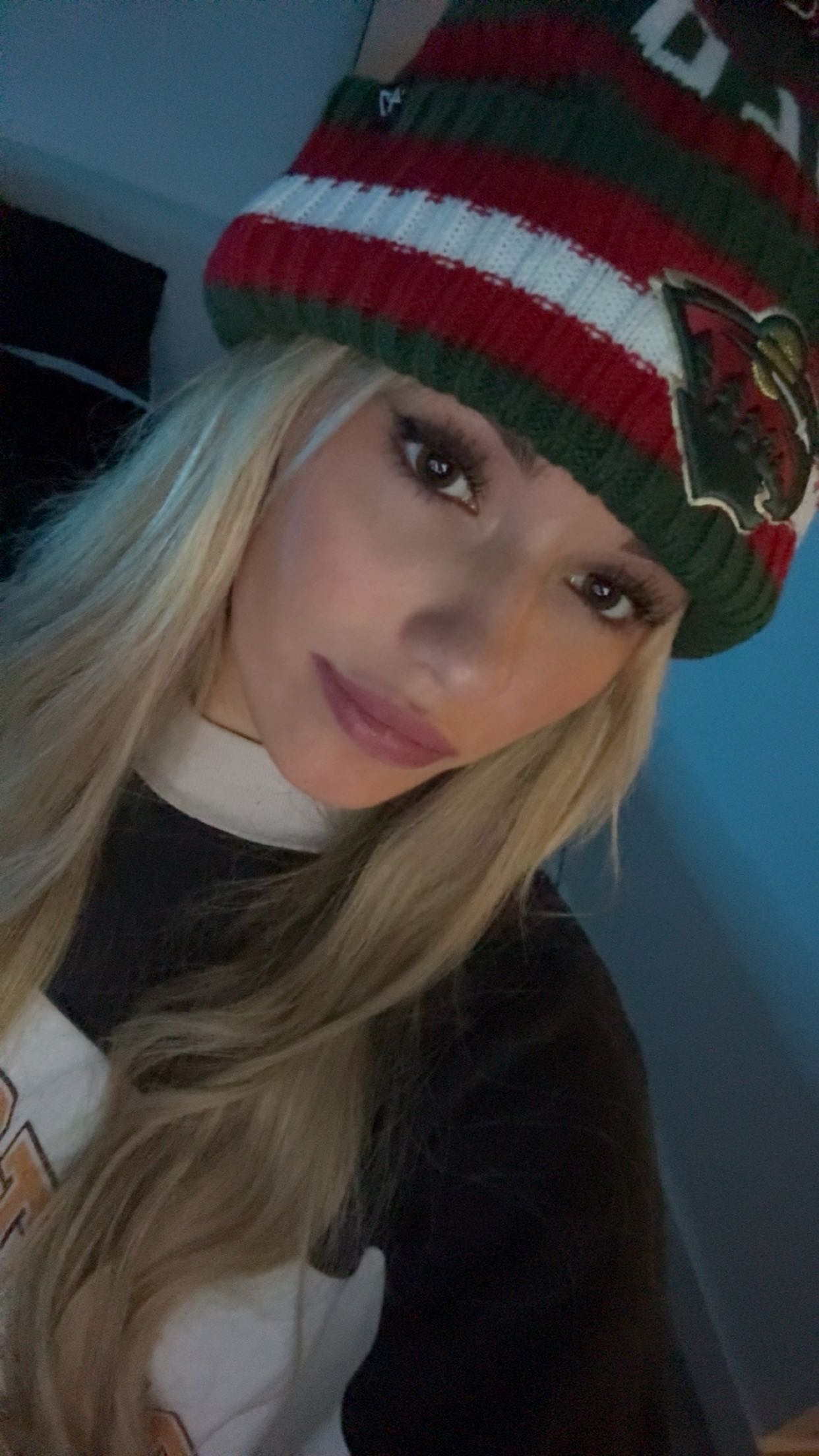 breckiehill snapchat image archive image