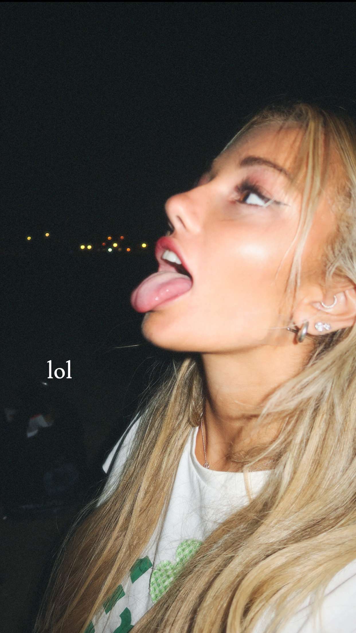 breckiehill snapchat image archive image