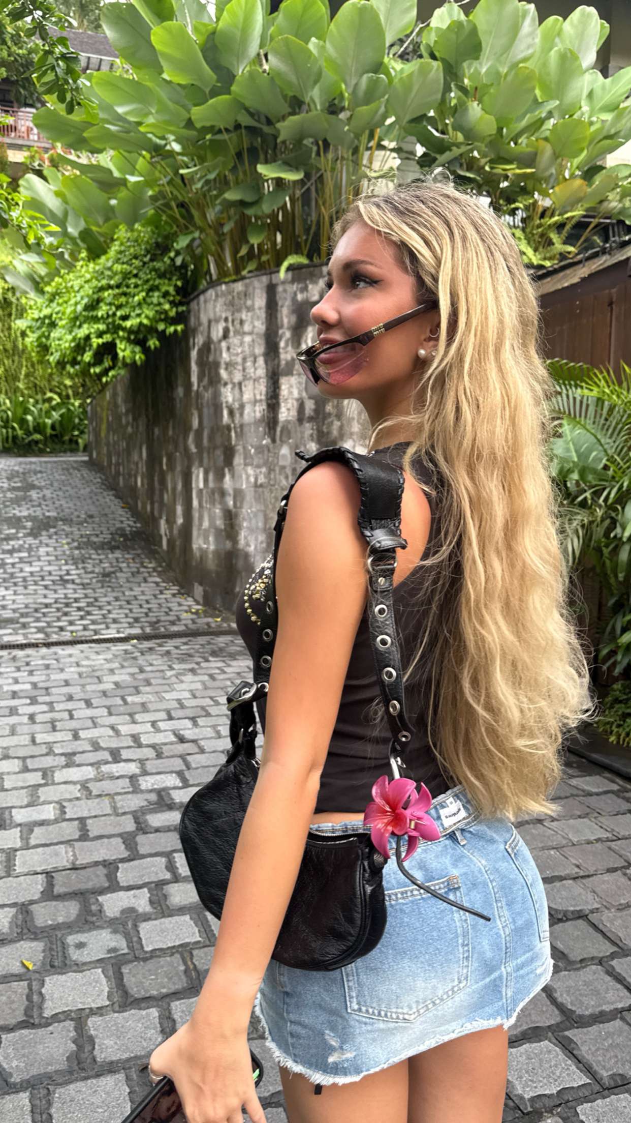 breckiehill snapchat image archive image