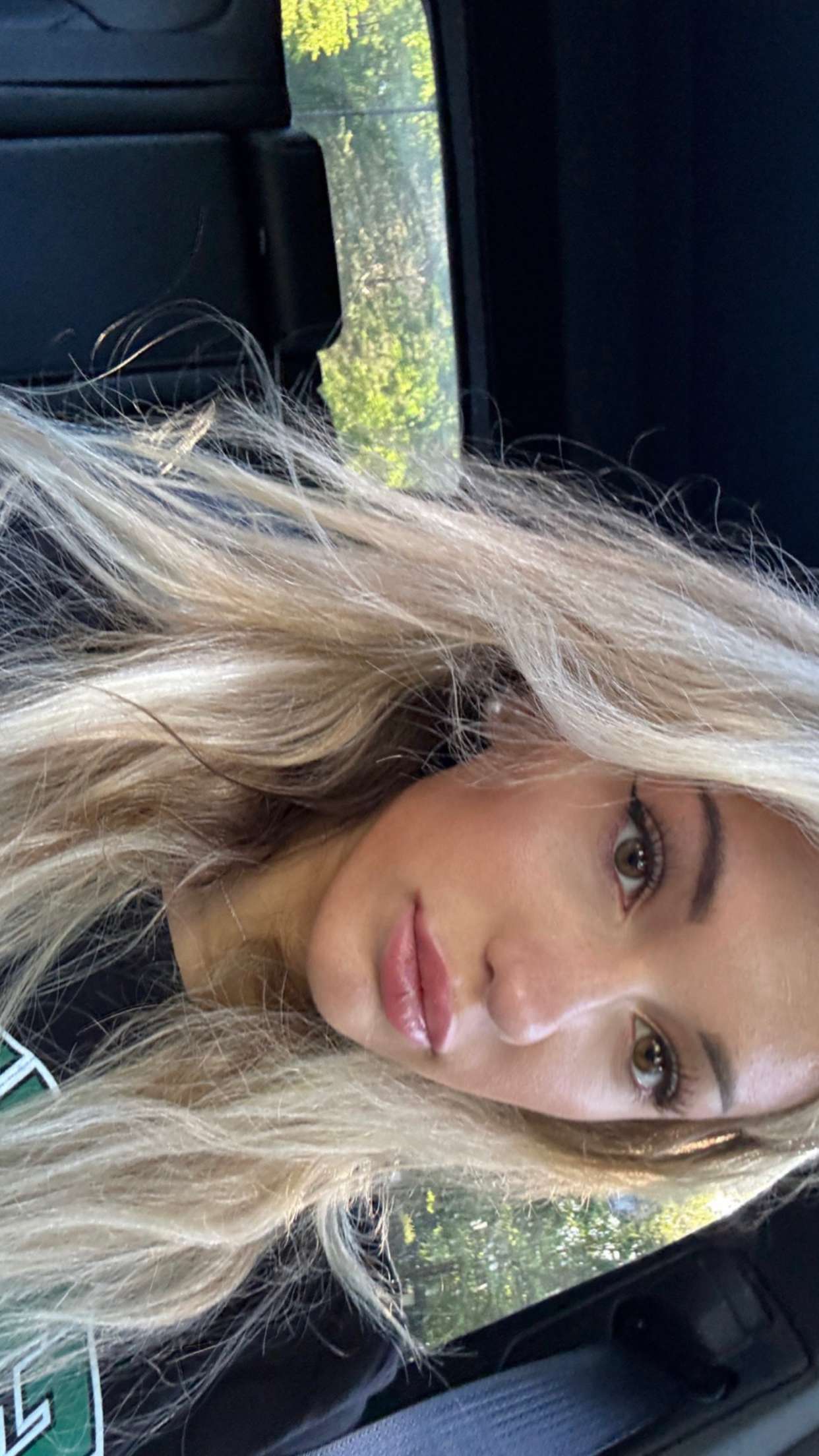 breckiehill snapchat image archive image