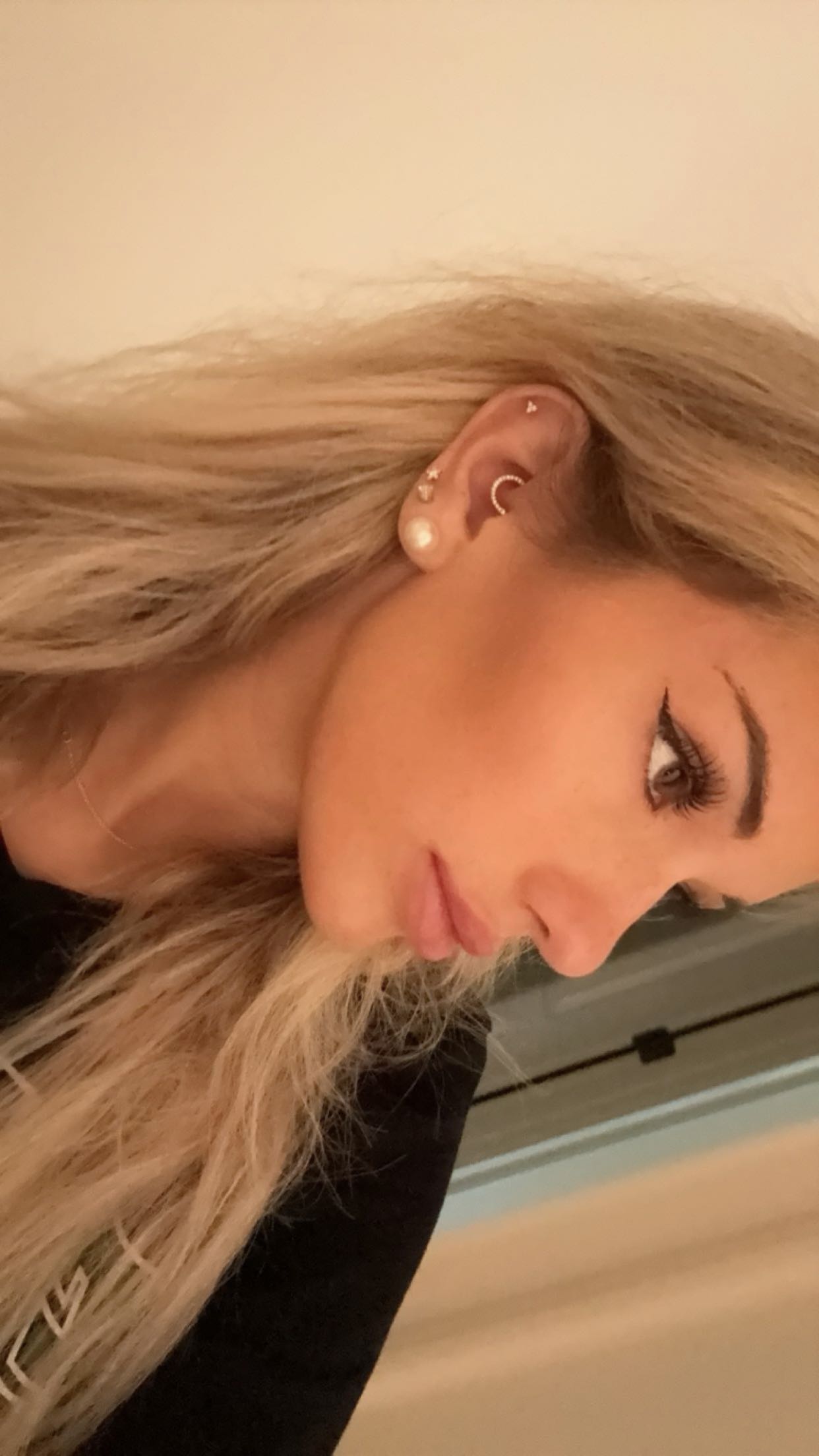 breckiehill snapchat image archive image