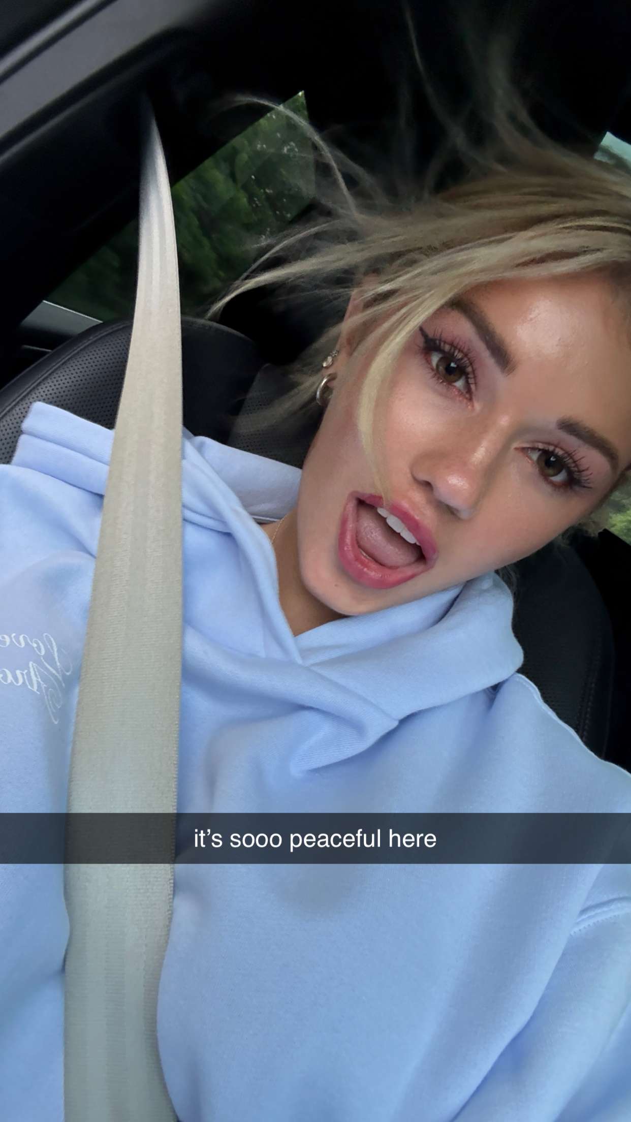 breckiehill snapchat image archive image