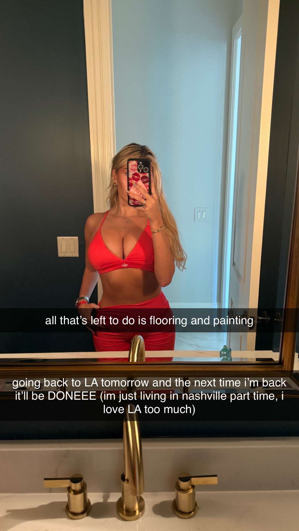 breckiehill snapchat image archive image