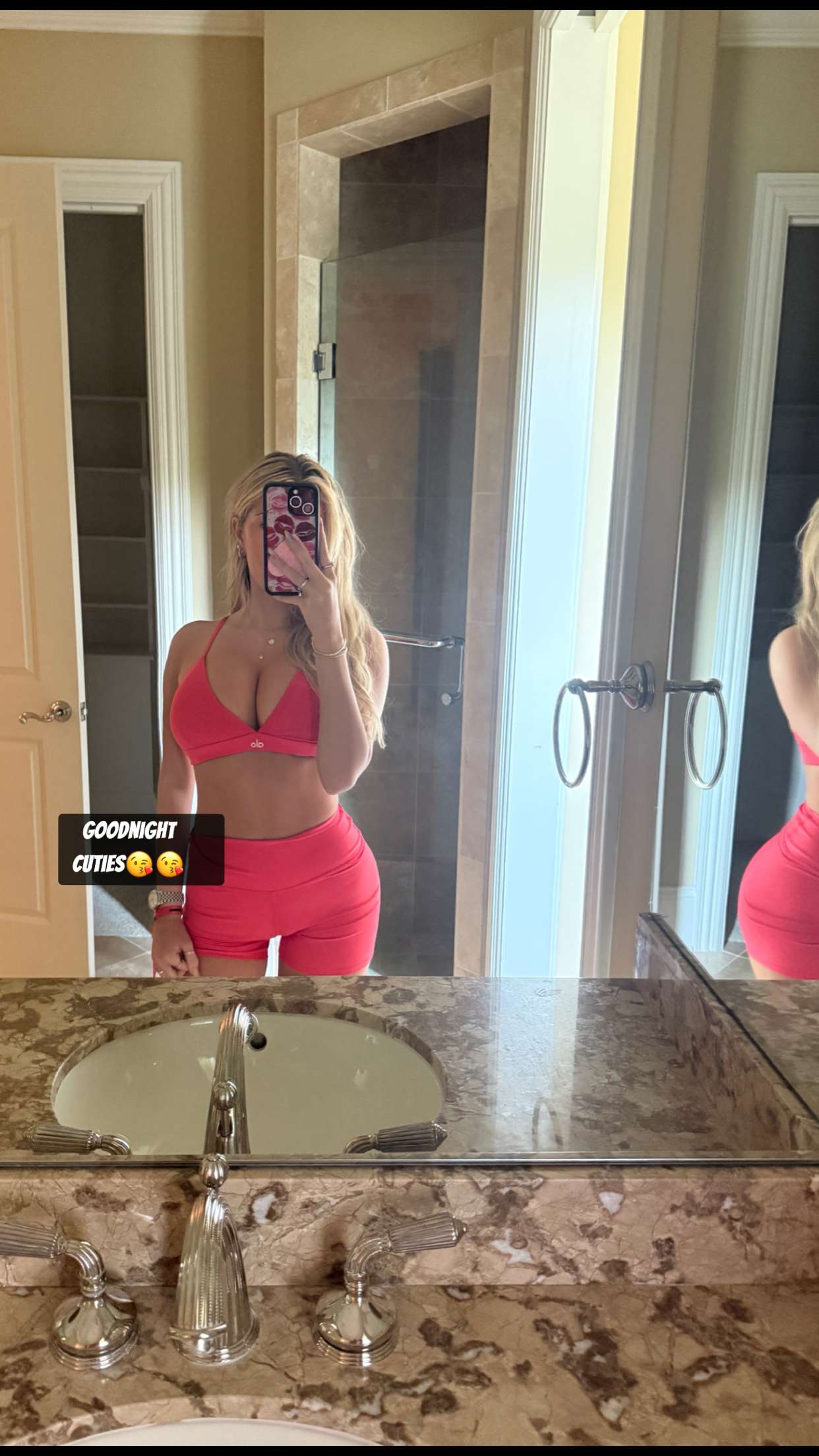 breckiehill snapchat image archive image