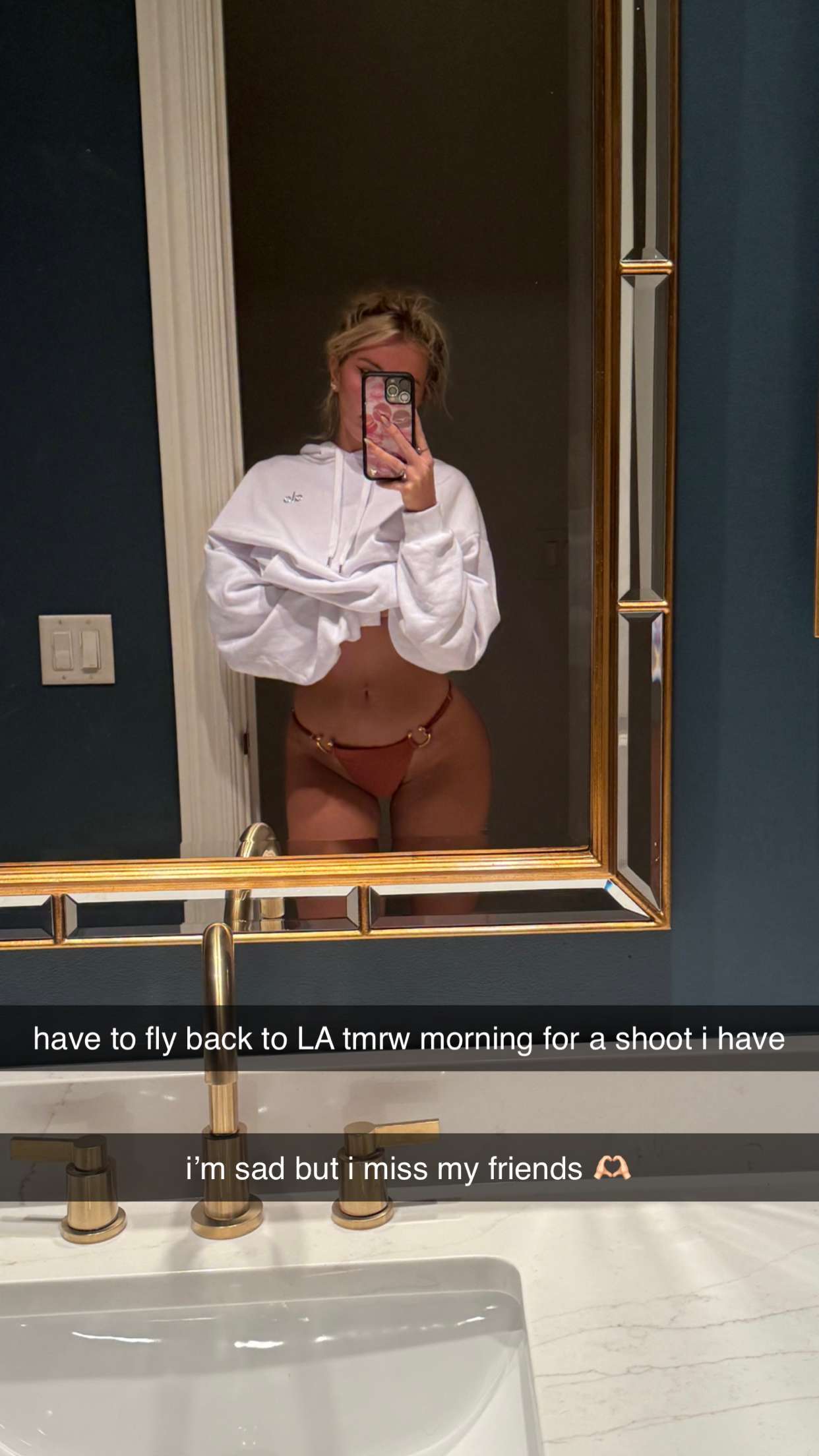 breckiehill snapchat image archive image