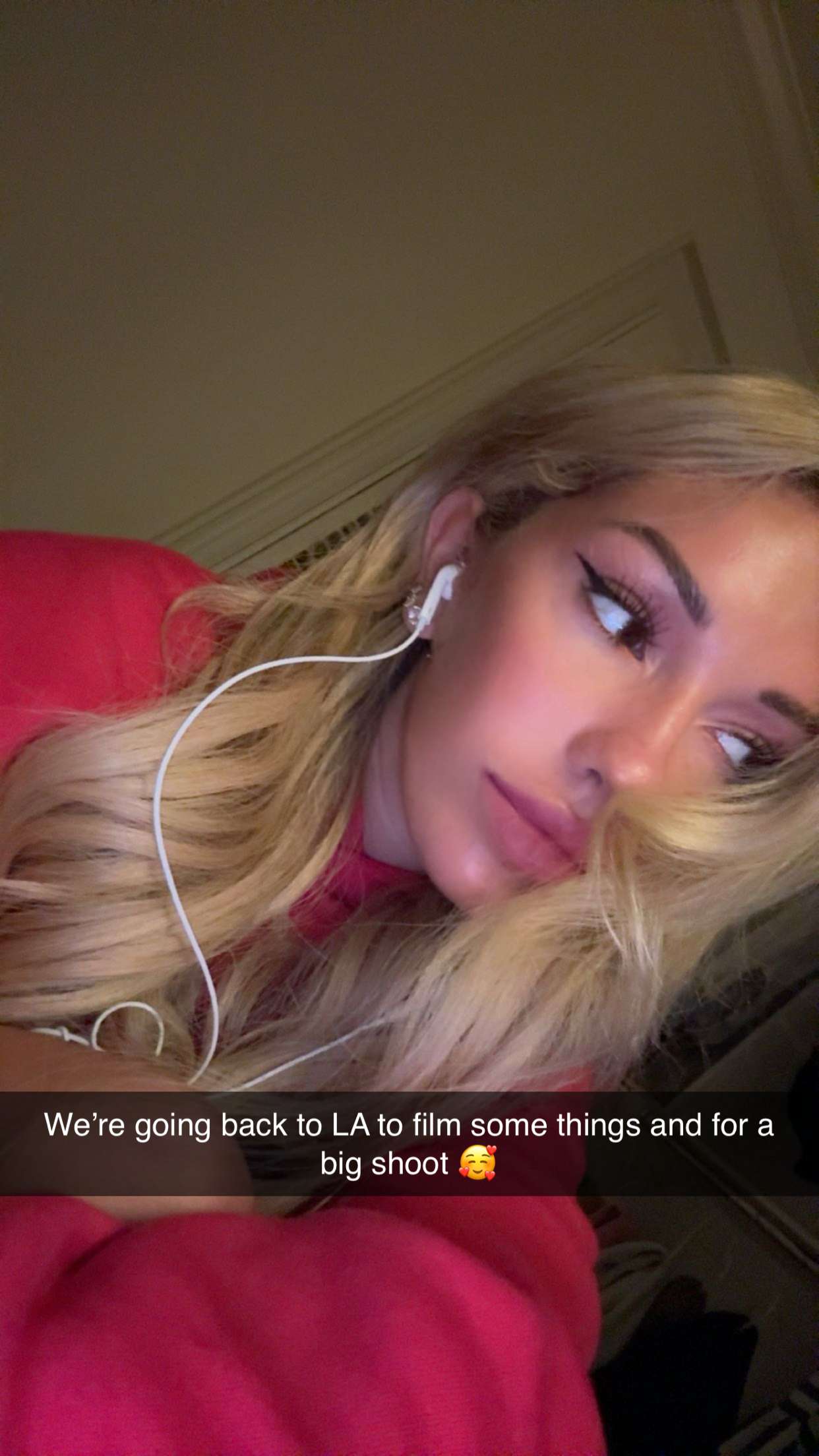 breckiehill snapchat image archive image