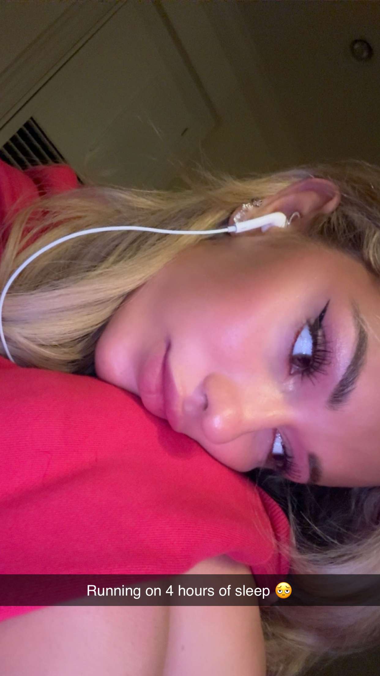 breckiehill snapchat image archive image