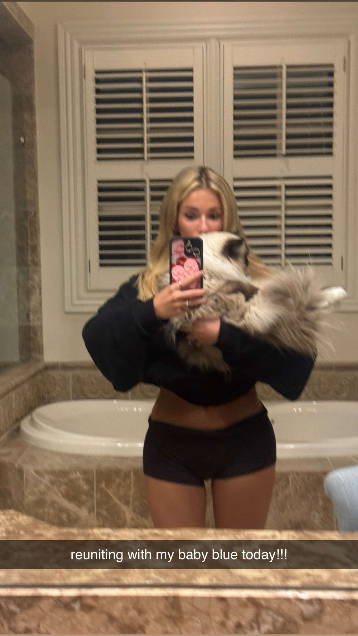 breckiehill snapchat image archive image