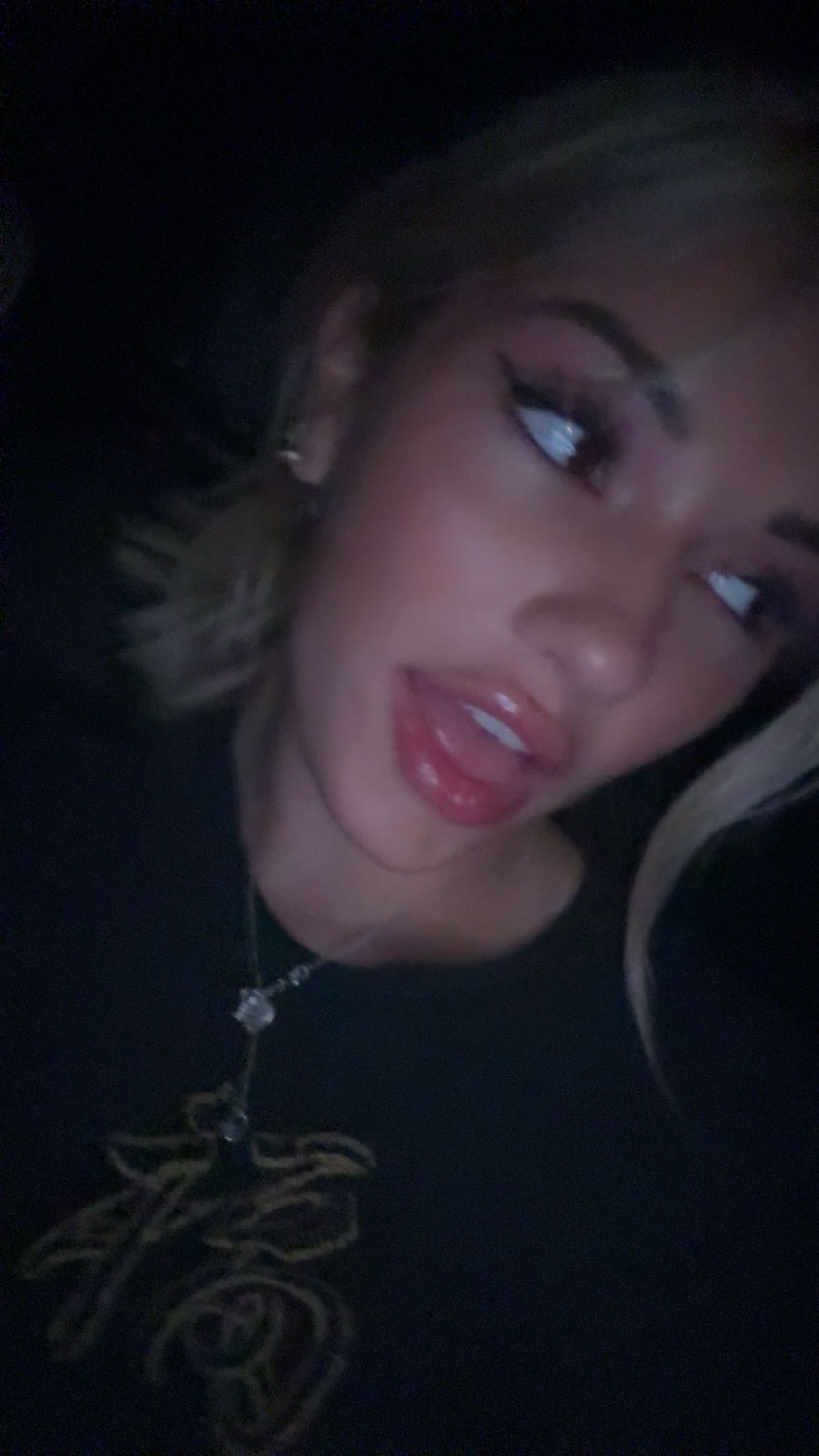 breckiehill snapchat image archive image