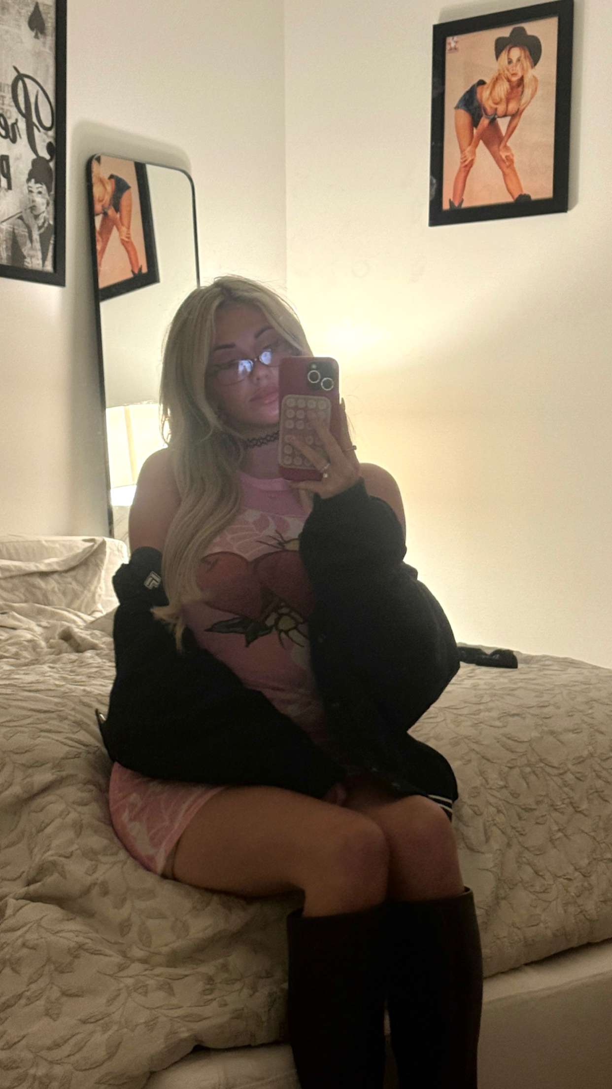 breckiehill snapchat image archive image