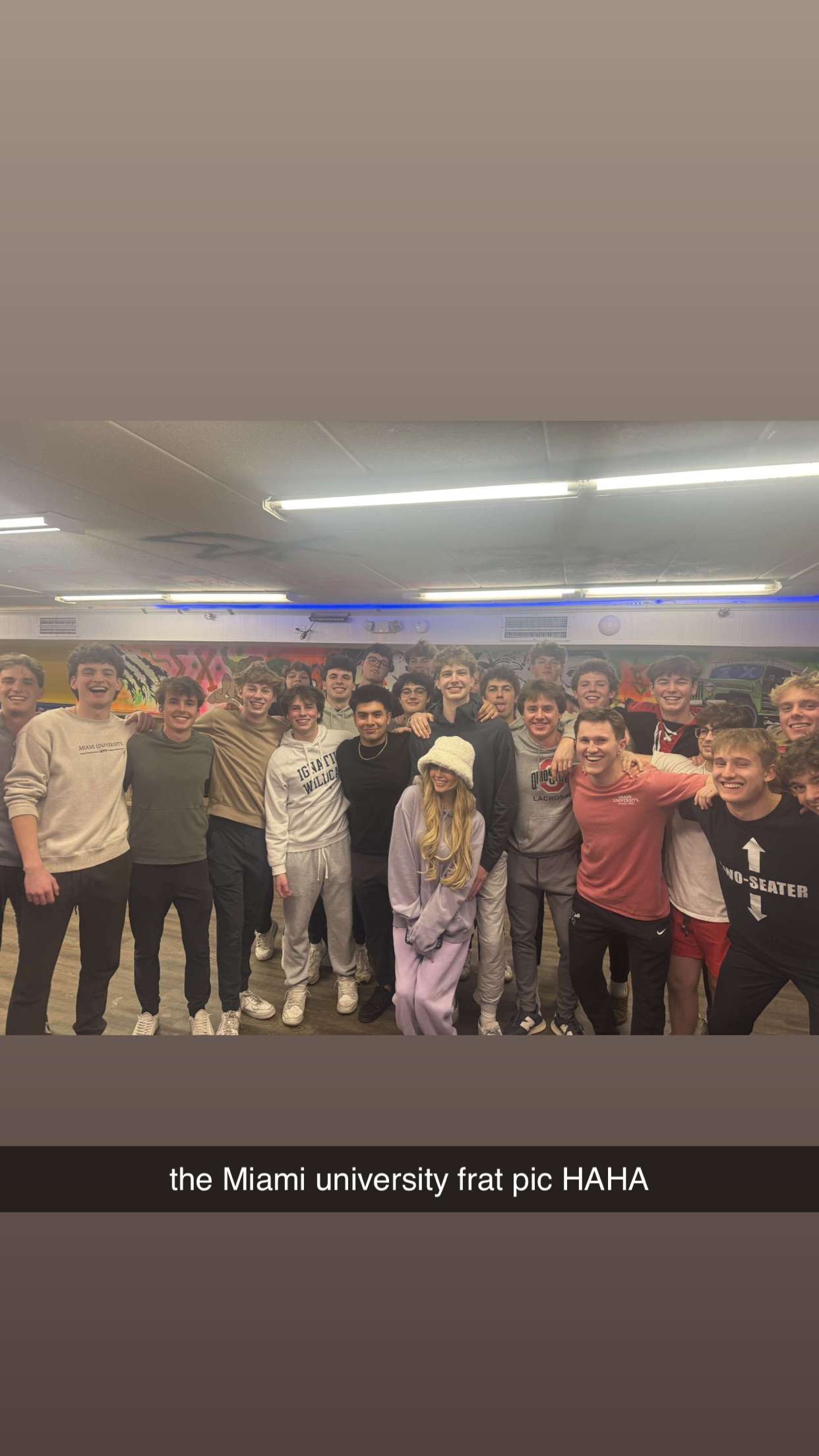 breckiehill snapchat image archive image