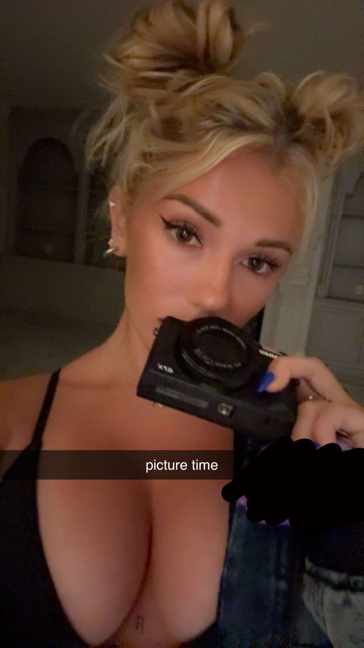 breckiehill snapchat image archive image