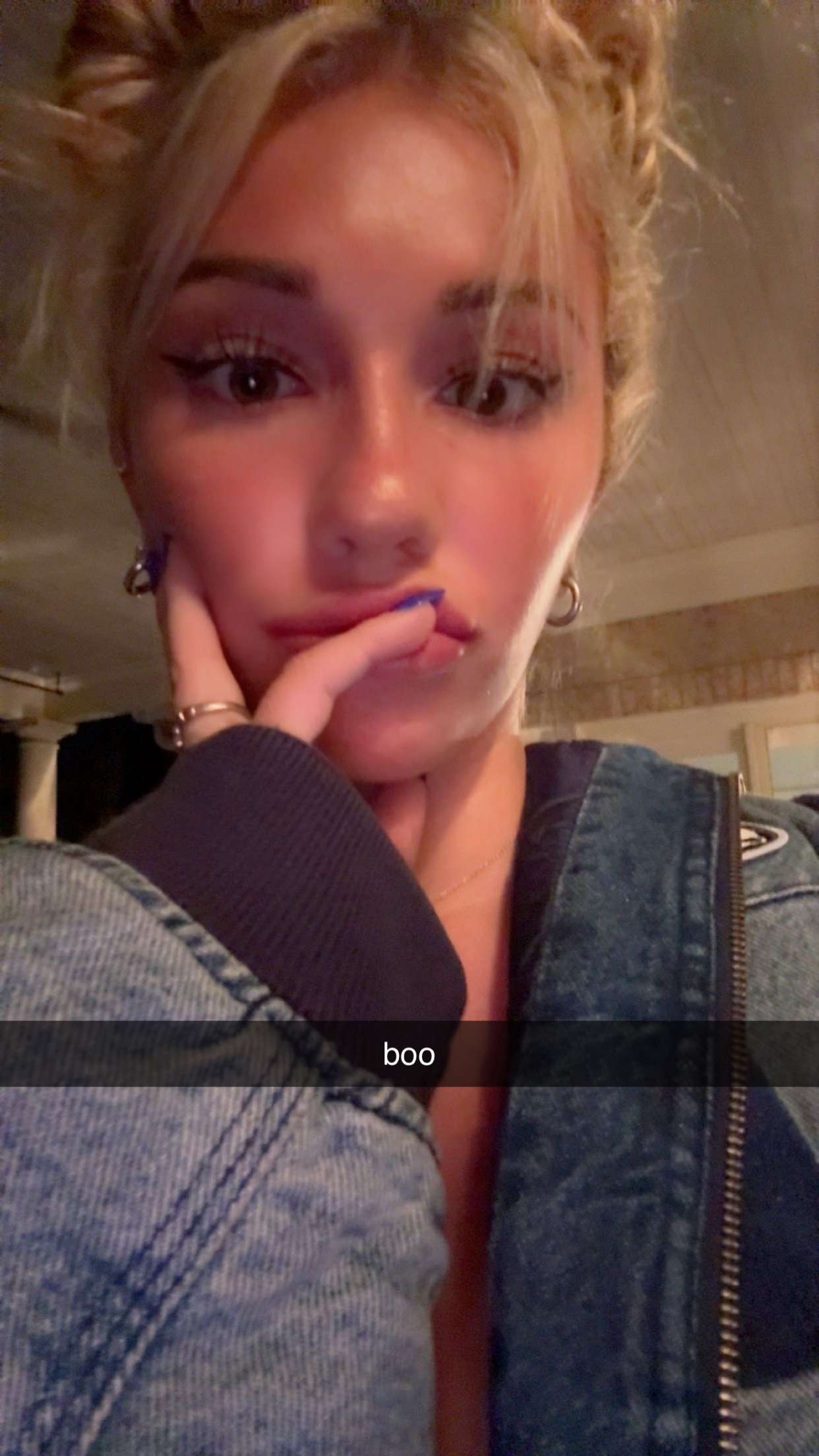 breckiehill snapchat image archive image