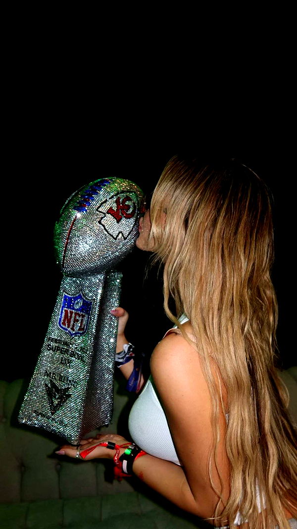 breckiehill image ~ Altpins