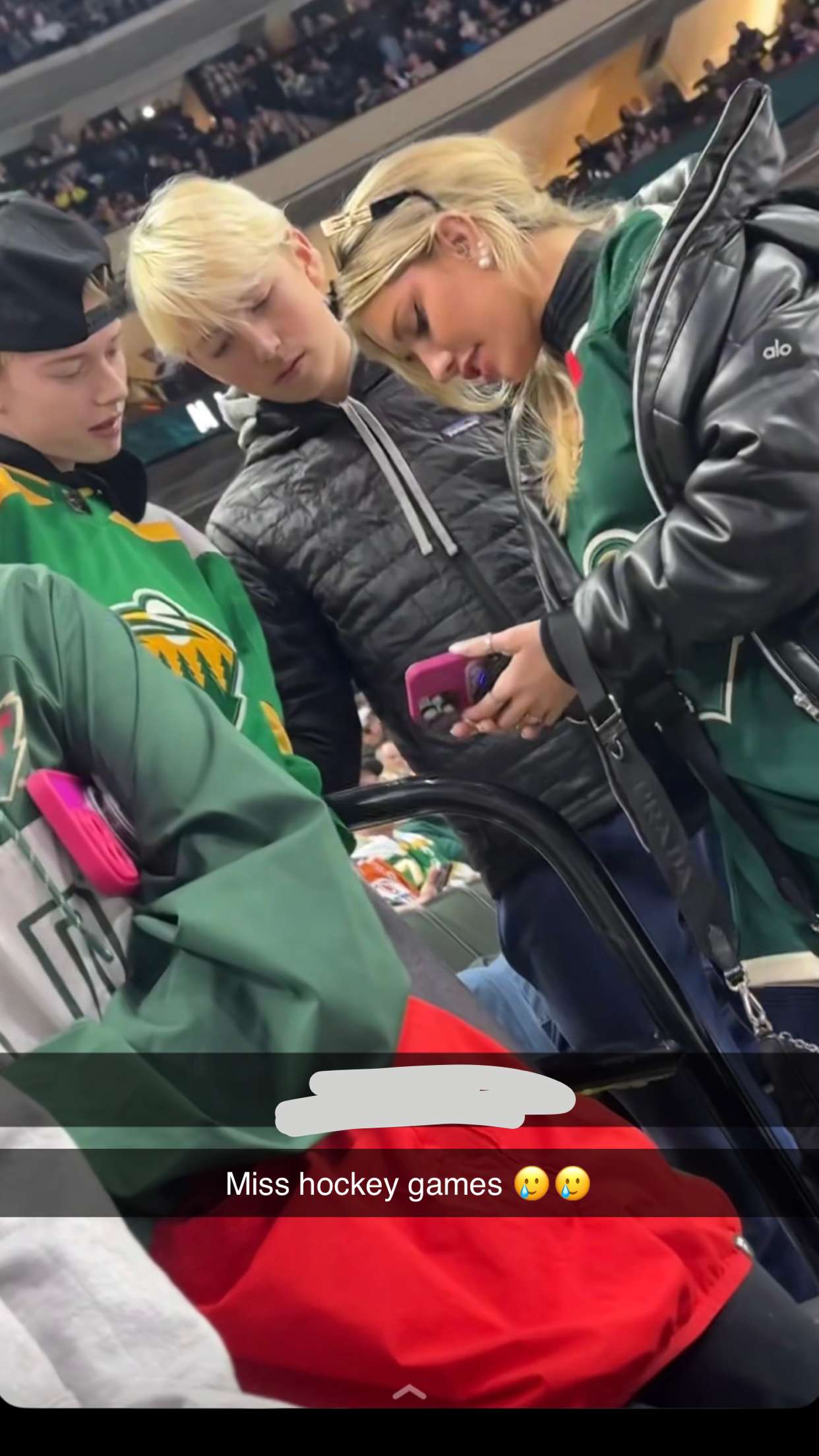 breckiehill snapchat image archive image