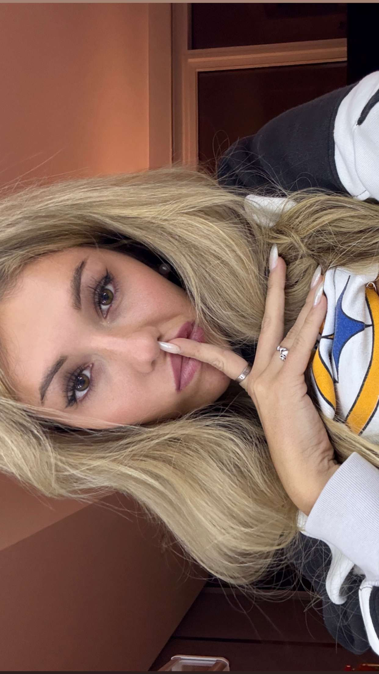 breckiehill snapchat image archive image