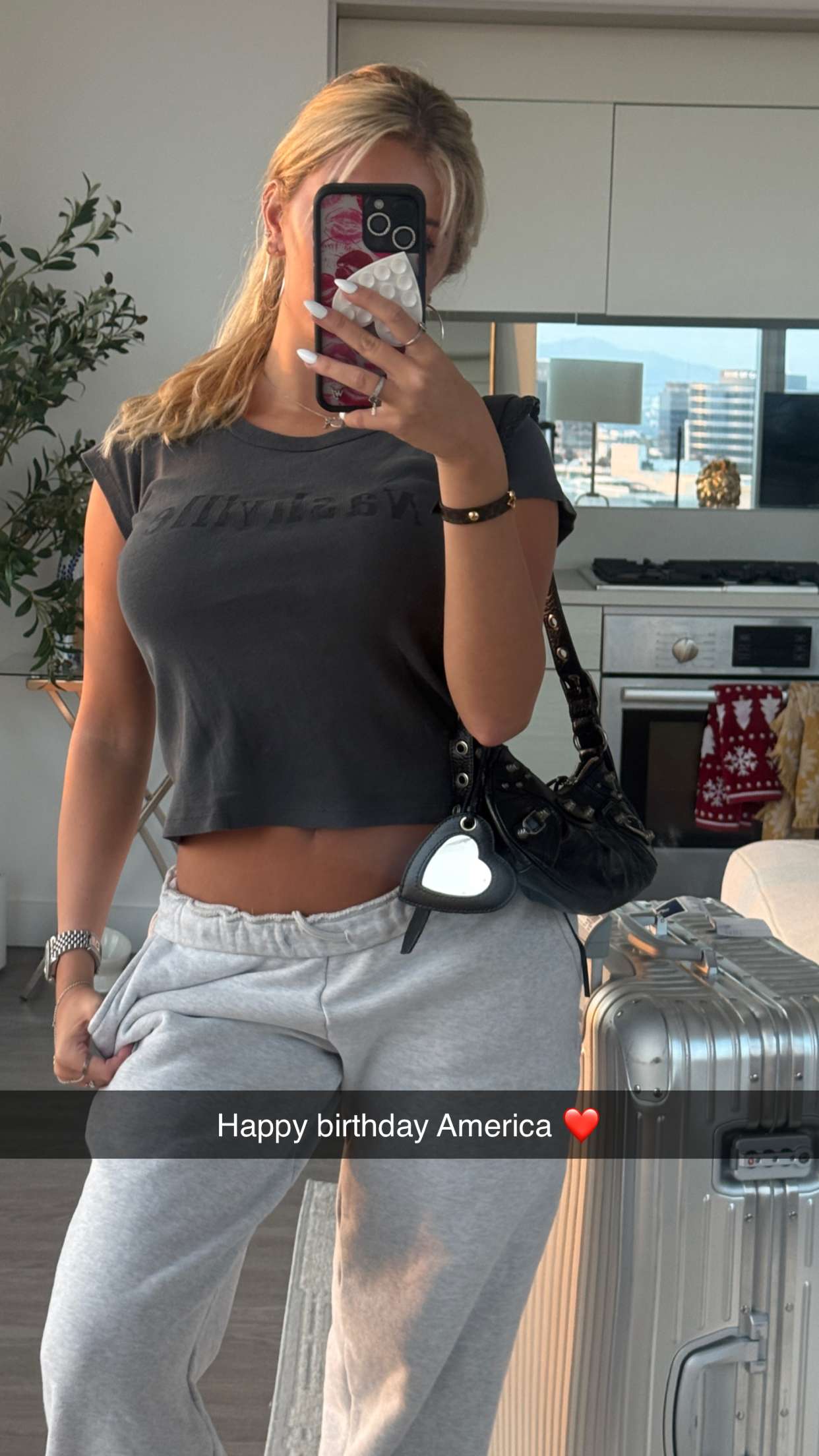 breckiehill snapchat image archive image