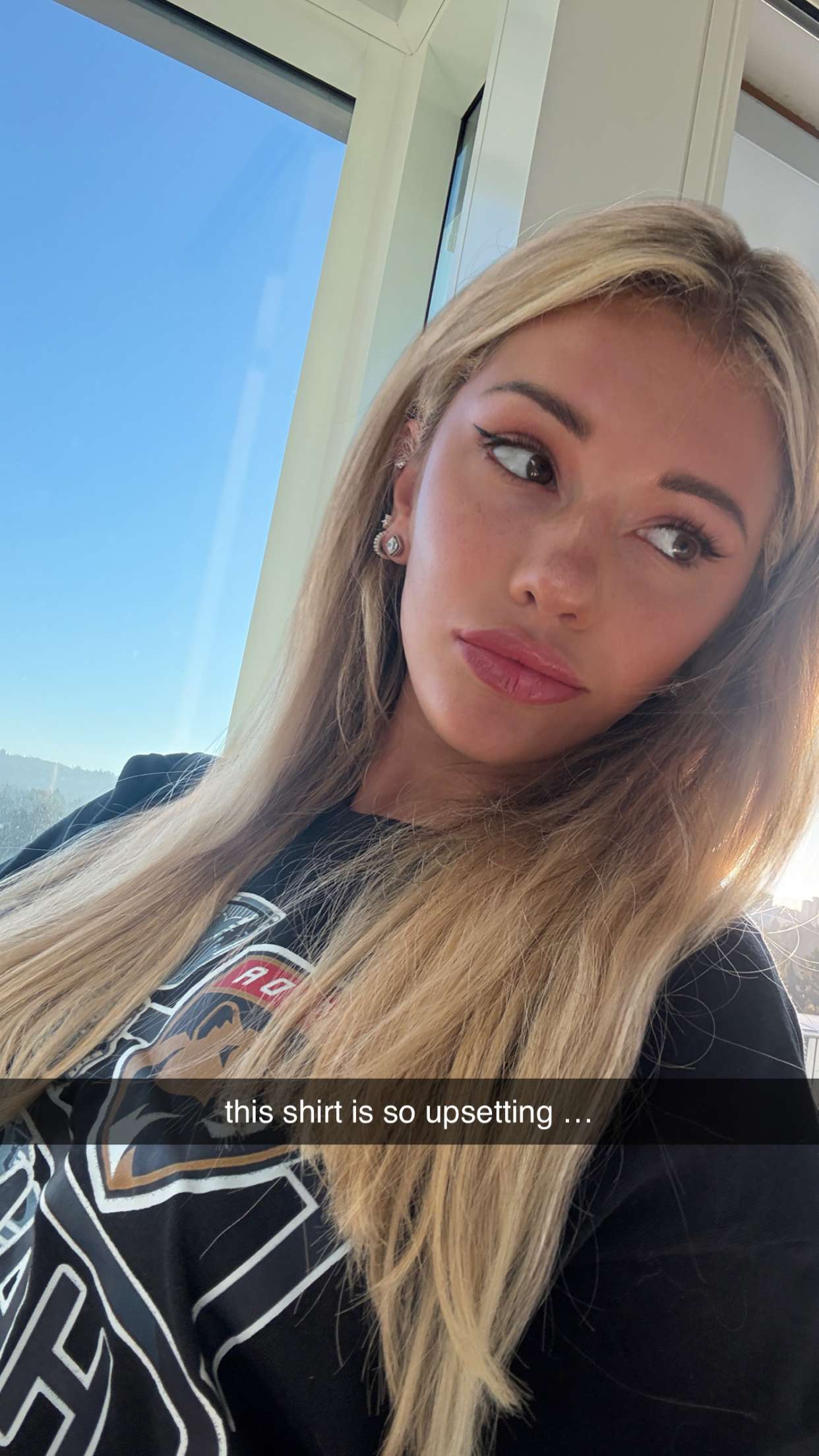 breckiehill snapchat image archive image