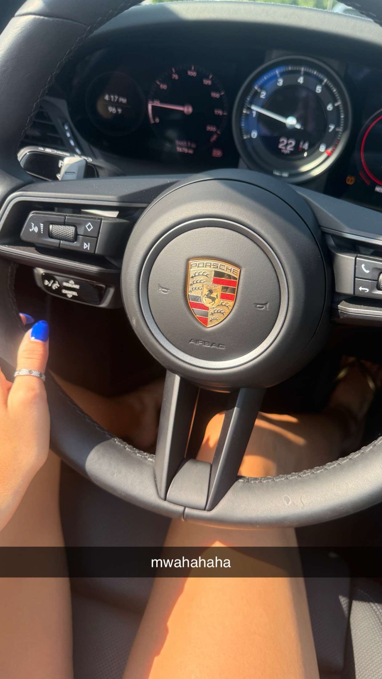 breckiehill snapchat image archive image