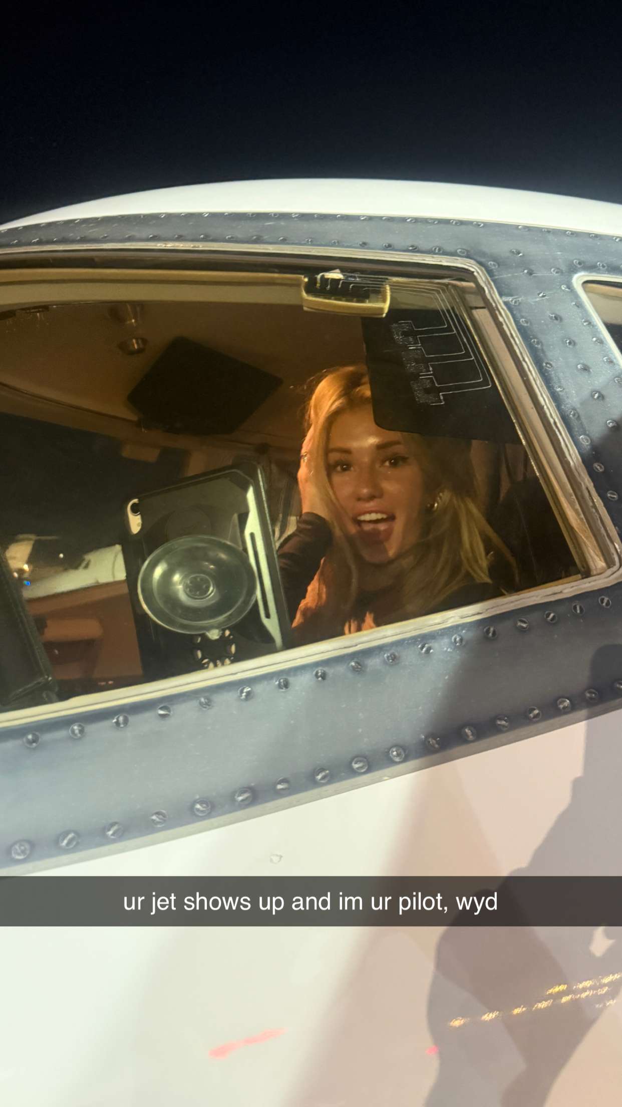 breckiehill snapchat image archive image