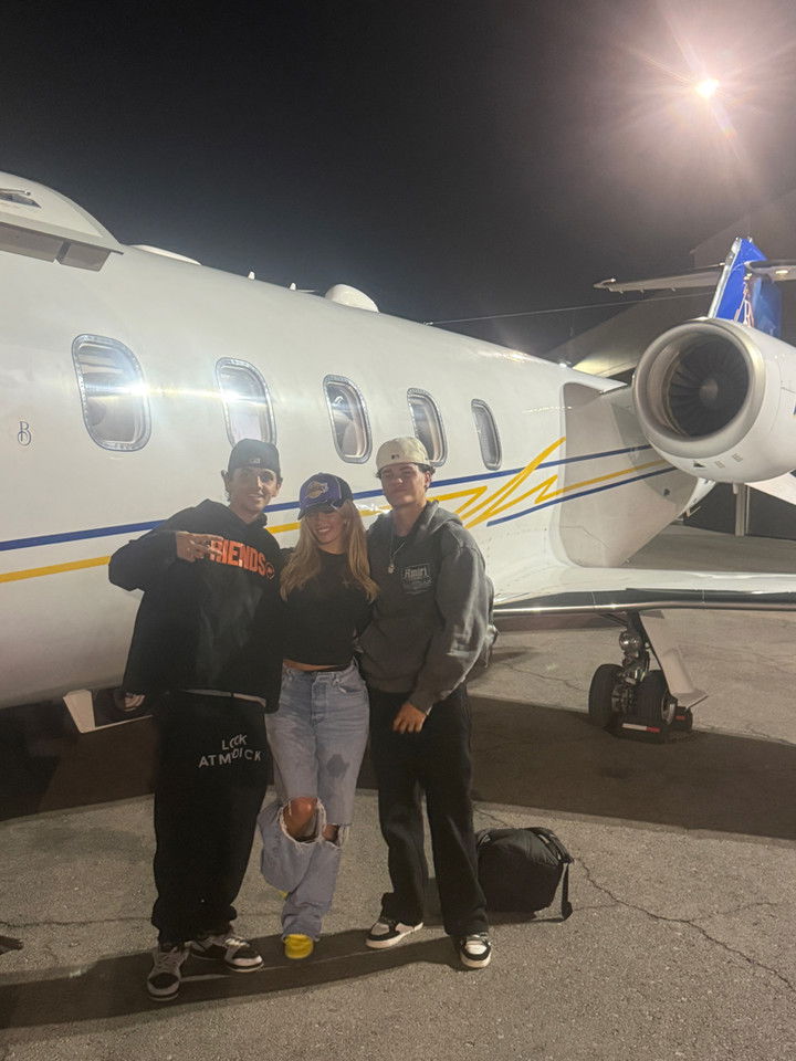 breckiehill snapchat image archive image