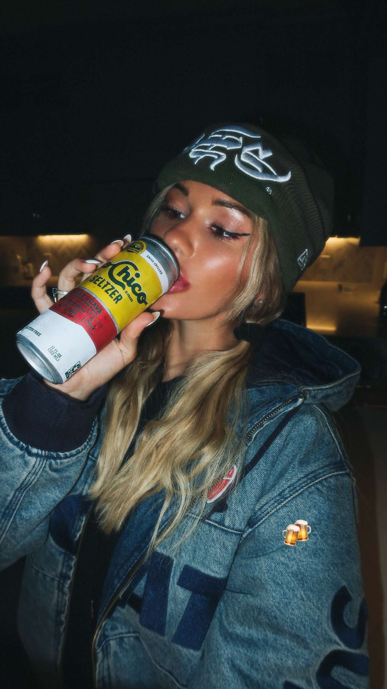 breckiehill snapchat image archive image