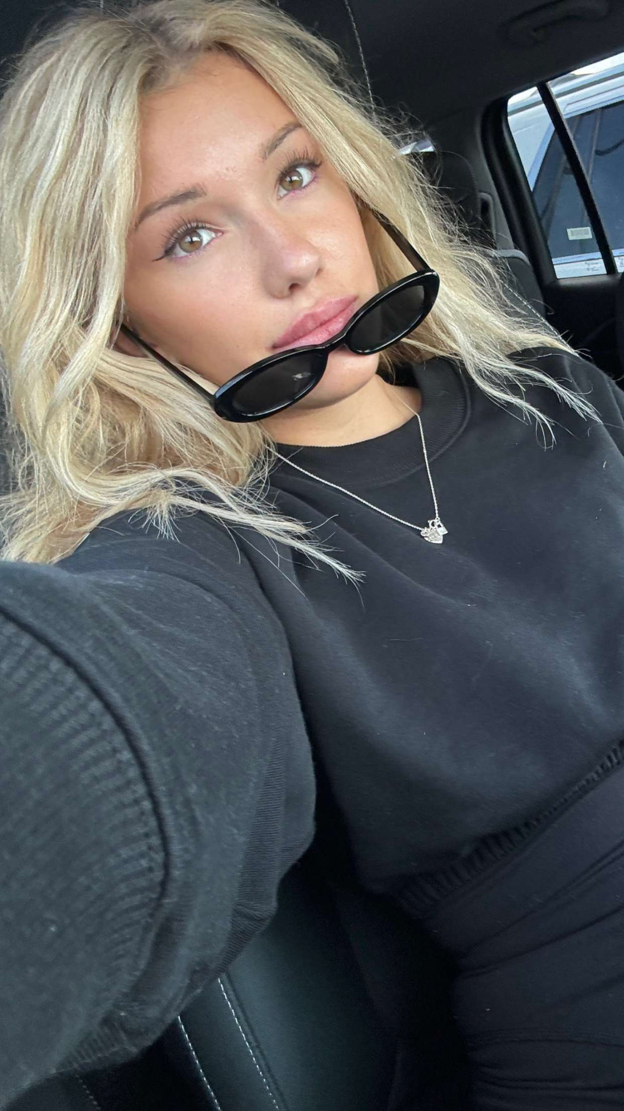 breckiehill snapchat image archive image