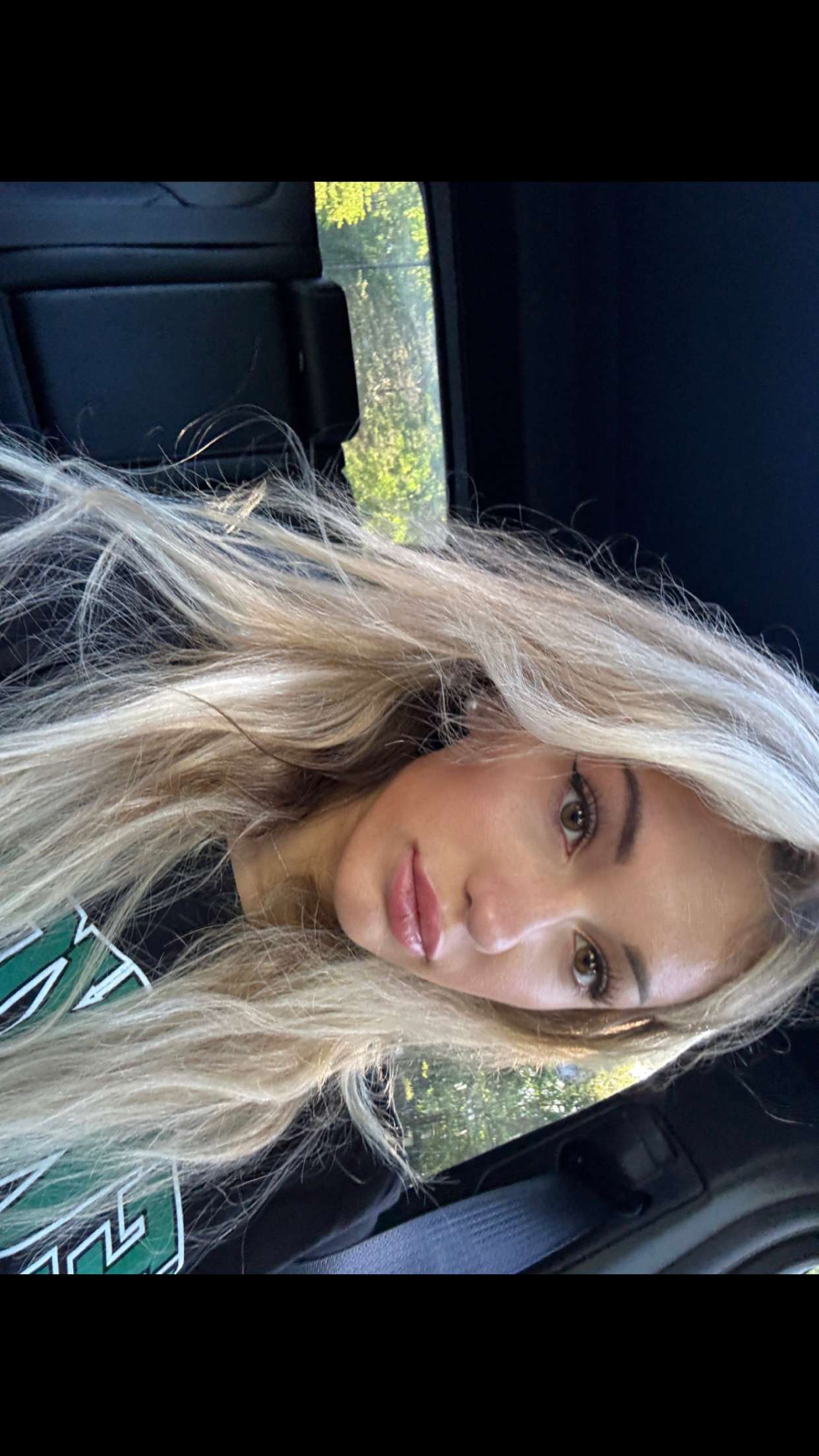 breckiehill snapchat image archive image