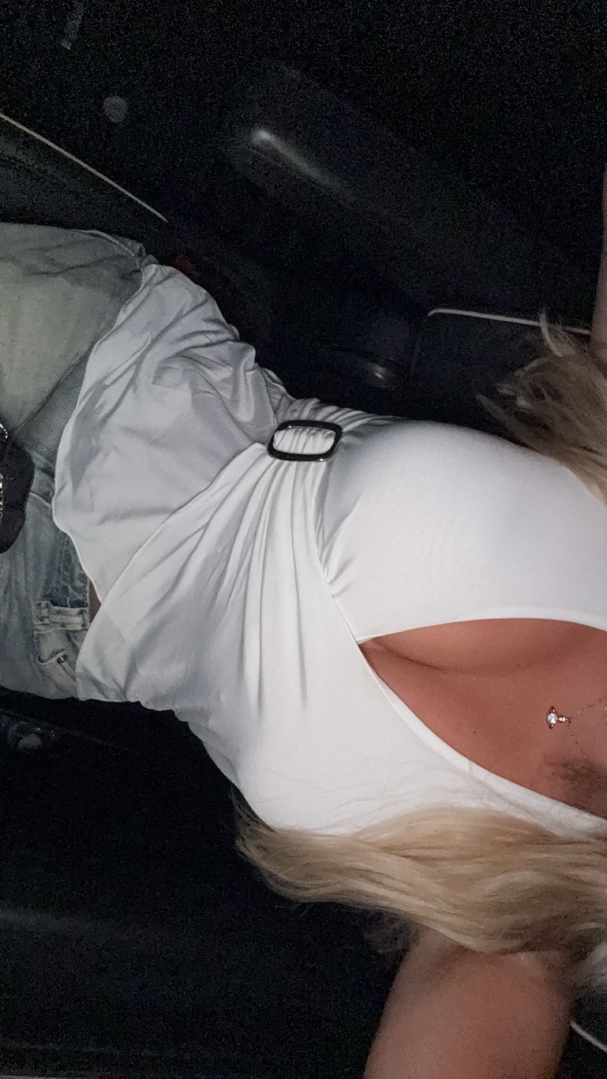 breckiehill snapchat image archive image